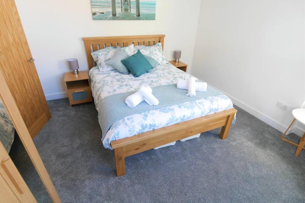 Beautiful Seaside Apartment With Parking Ventnor Dış mekan fotoğraf